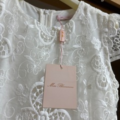 ミスブルマリンのドレスの画像