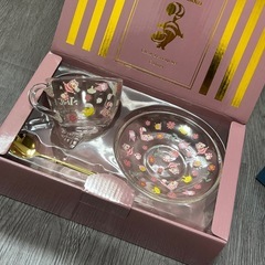新品　不思議の国のアリス　カップセットの画像