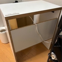 デクステーブルとチェアセットの画像
