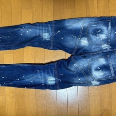 DSQUARED2 48サイズの画像