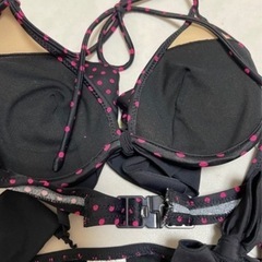 黒とピンク 水玉模様 水着 9Mの画像