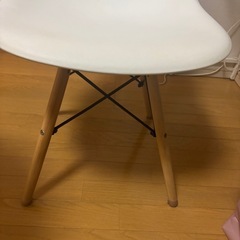 ダイニングチェアの画像