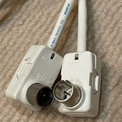 (お譲り先決定しました)ケーブルの画像