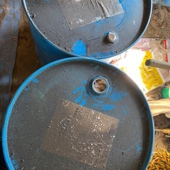 ドラム缶　200リットルの画像