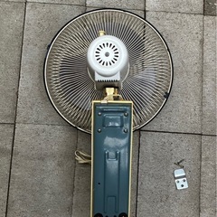 １０月初め処分！レトロ扇風機の画像