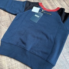 新品タグ付き　ブリーズ　トレーナー　100の画像