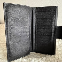 ブルガリ 長財布 サークルロゴ シルバー金具 折り財布 レザー 黒 エンジの画像