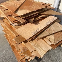 もらって下さい！焚き付け用端材の画像