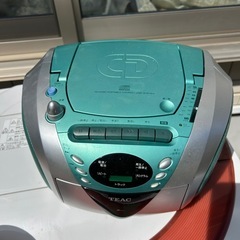 TEAC ティアック CDラジオカセットレコーダー PC-D450-R　ラジカセ　の画像