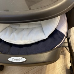 コンビcombi ネムリラ　ハイローチェア　バウンサー　手動　動作良好の画像