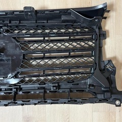 ベンツ Gクラス W463 フロントグリル A4638880400 割れなしの画像