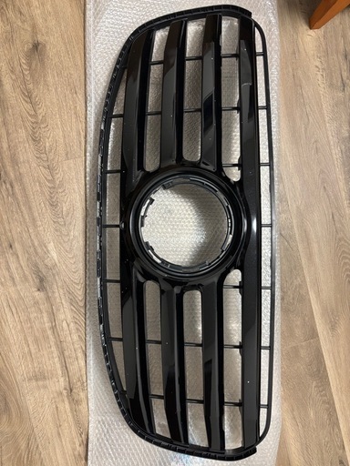 メルセデス ベンツ GLS450d純正グリル AMGライン