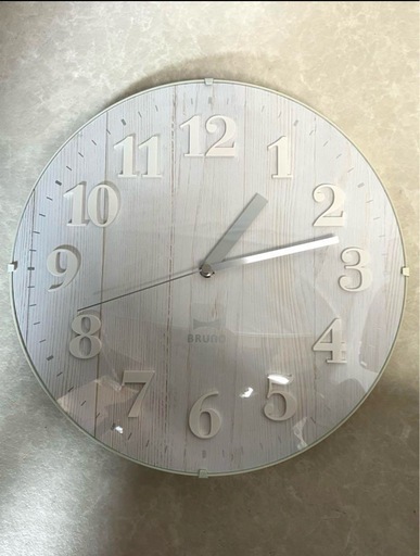 1点のみBRUNO ブルーノ 高級電波時計 掛け時計 ビンテージウッド ホワイト BRUNO ブルーノ 電波ビンテージ ブルーノ 電波時計 ビンテージクロック　BRUNO ホワイト