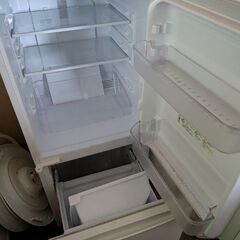 SHARP冷蔵庫　の画像