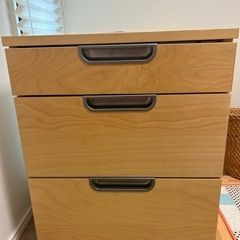 IKEA デスクキャビネットの画像