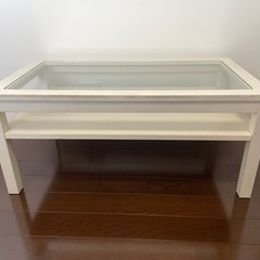 ガラス天板付きホワイトセンターテーブルの画像