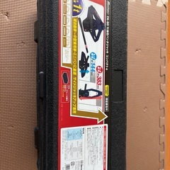 【受付終了】物干し、壁掛けテレビ取付用アーム、小型ジャッキ の画像
