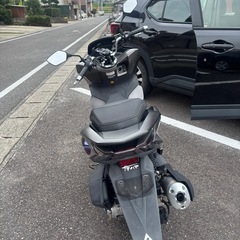 取引予定者決まりました！値段交渉受け付けます。pcx 125ライト破損ありの画像