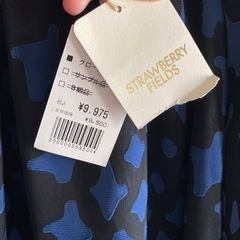 【新品】定価1万　ストロベリーフィールドワンピースの画像