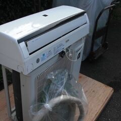 シャープ2.5Kwエアコン　中古の画像