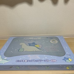 子供用テーブルの画像