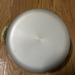 ほぼ新品鍋の画像