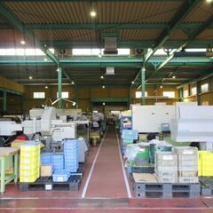 【未経験でもチャレンジしやすい◎】裁量もってできるオートバイ部品の機械OP！16時45分定時×残業少なめ◎土日休み！日勤専属！賞与年2回×3ヶ月分実績あり★資格取得支援あり！髪色髪型自由◎の画像