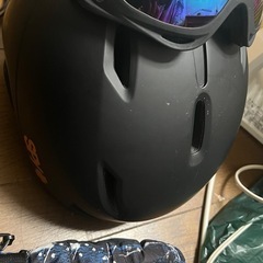 スキーヘルメットの画像