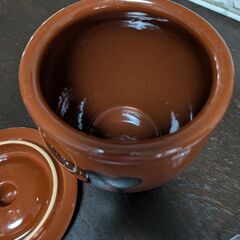 陶器のかめ の画像