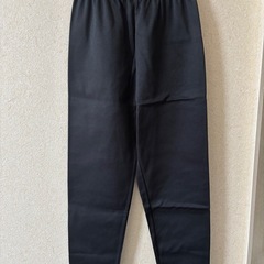 新品パンツの画像