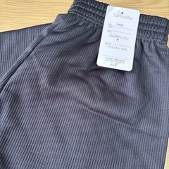 新品パンツの画像