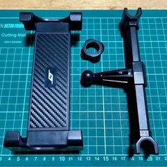 自動車用タブレットホルダー
の画像