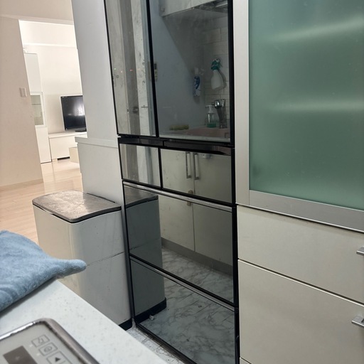 日立ノンフロン冷蔵庫Ｒ-x5700Ｆ