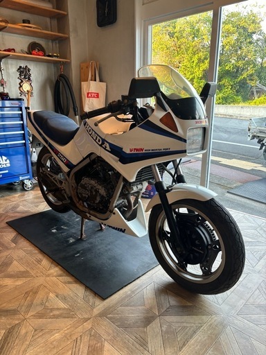 《受け渡し予定》HONDA　VT250F