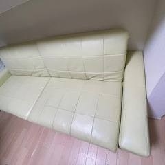 ソファーベッドの画像