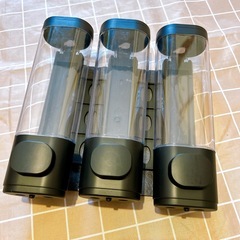 新品⭐️ シャンプーボトル 3室シャンプー コンディショナーディスペンサー 各300ML の画像