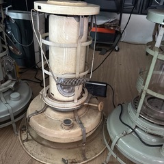 アラジンストーブの画像