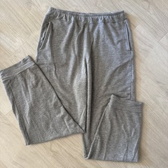 GUスウェット　L グレーの画像