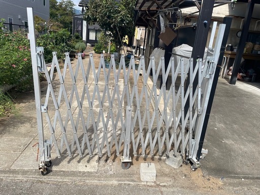 アルミ門扉
