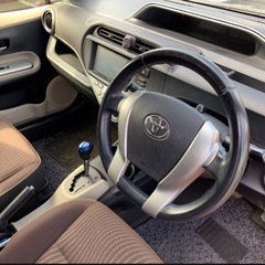 車内・外綺麗で活躍するアクア・ハイブリッドの画像