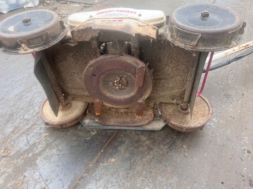 クボタ  自走式 草刈り機 MGC-S501