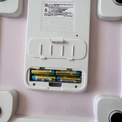 オムロンカラダスキャン体重体組成計　HBF228T-SW 体脂肪計 OMRONの画像