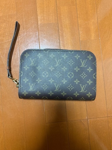 クラッチバッグ