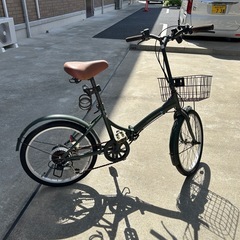 折りたたみ自転車の画像