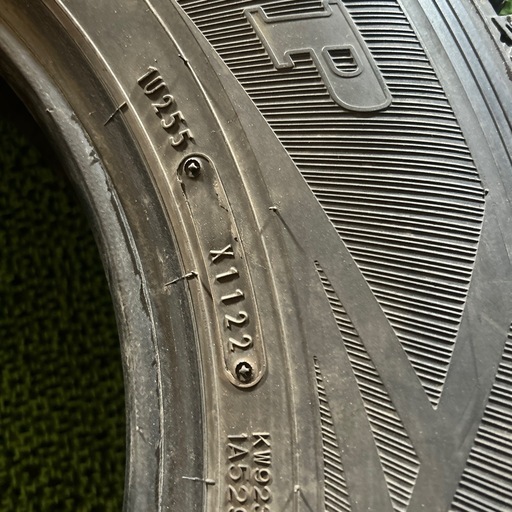 DL WM 195/80R15 107/105LT 22年 8.8mm