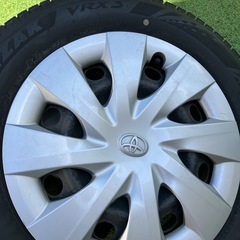 ポルテ純正ホイール 175/65r15 VRX3 の画像