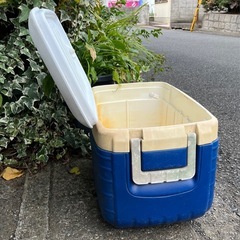 クーラーボックス軽量53×33×高35(配達料込) の画像