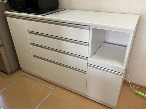 カップボード　白