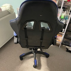 ゲーミングチェアの画像