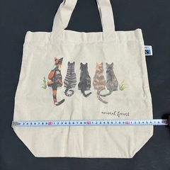 猫モチーフ🐱トートバッグ(マチあり)＆ストラップの画像
